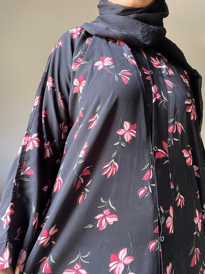 Midnight Blossom Abaya